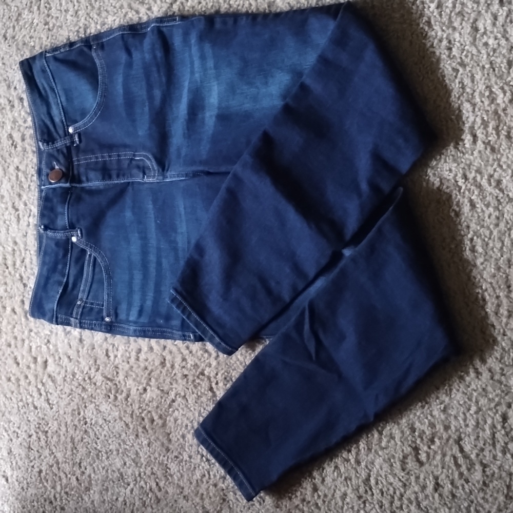 Two Maurice Everflex high- rise dark blue denim skinny jeans. Size 6 short